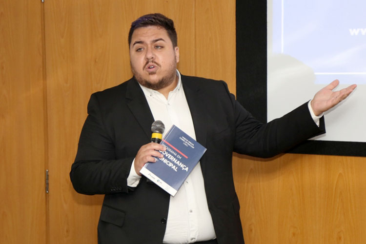 Prefeitura de PG oferece curso gratuito para servidores municipais