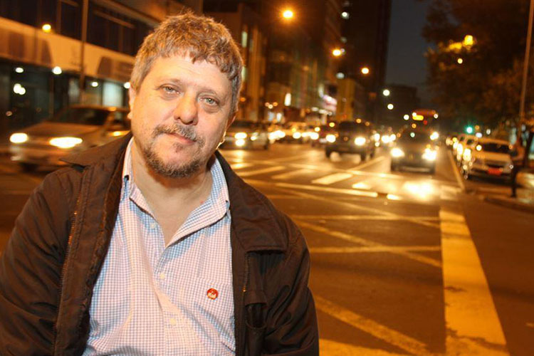 Um ano para eleição e alguns de seus cenários possíveis, artigo de Elton Barz