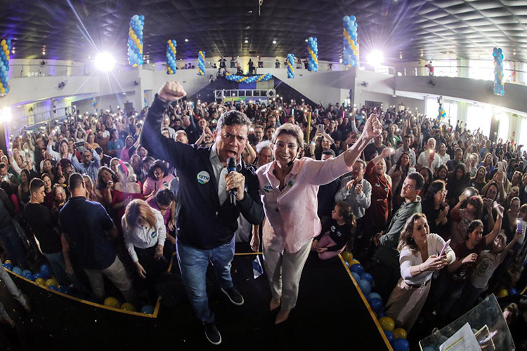 Sérgio Moro assume União Brasil no Paraná mirando disputa ao Governo em 2026