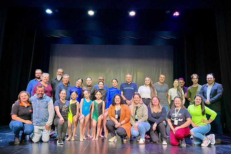AMCG debate patrimônio cultural e ‘Roteiro da Fé’ dos Campos Gerais