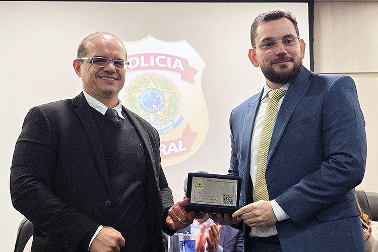 Novo delegado da Polícia Federal toma posse em Ponta Grossa