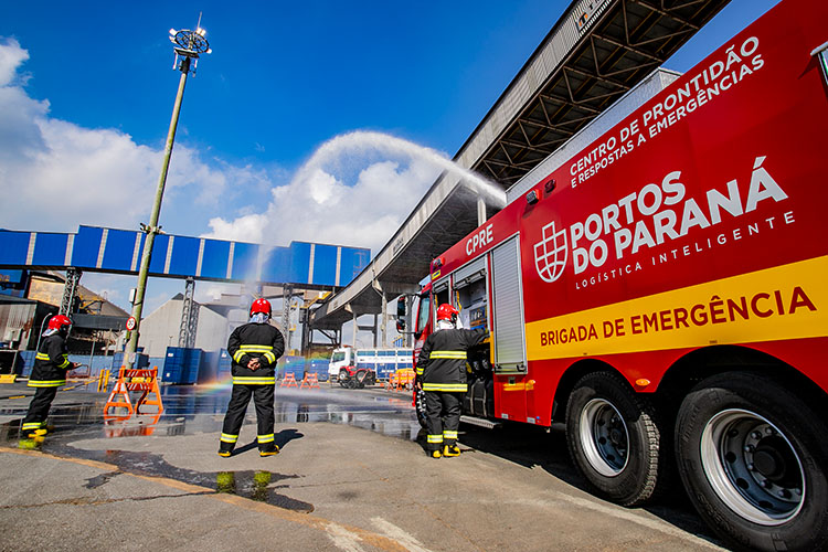 Portos do Paraná investe R$ 27 milhões em alta tecnologia para atendimento a emergências