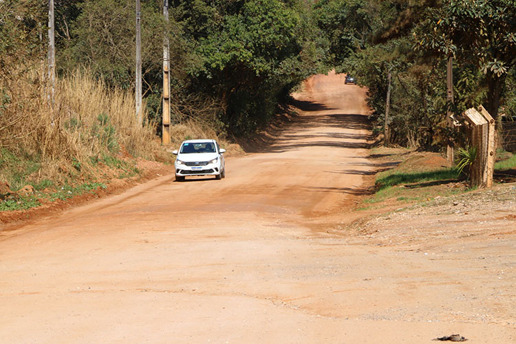 Castro anuncia investimento de R$ 10,5 milhões em pavimentação urbana e industrial