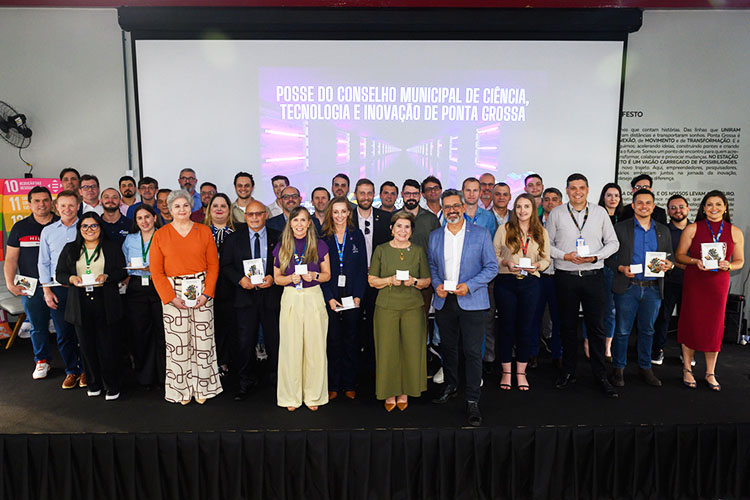 Prefeitura de PG empossa o Conselho Municipal de Ciência, Tecnologia e Inovação