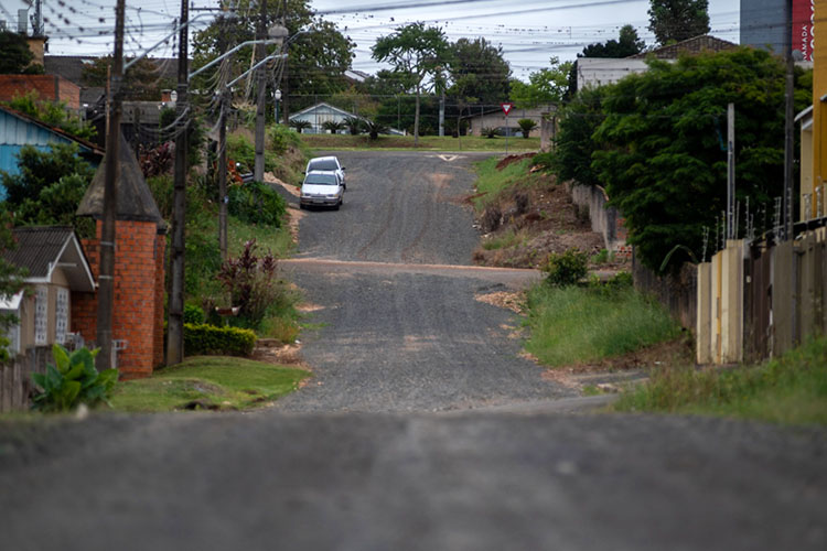 Prefeitura de PG licita nova obra de asfalto, agora na Vila Guaíra: investimento de R$ 1,4 milhão